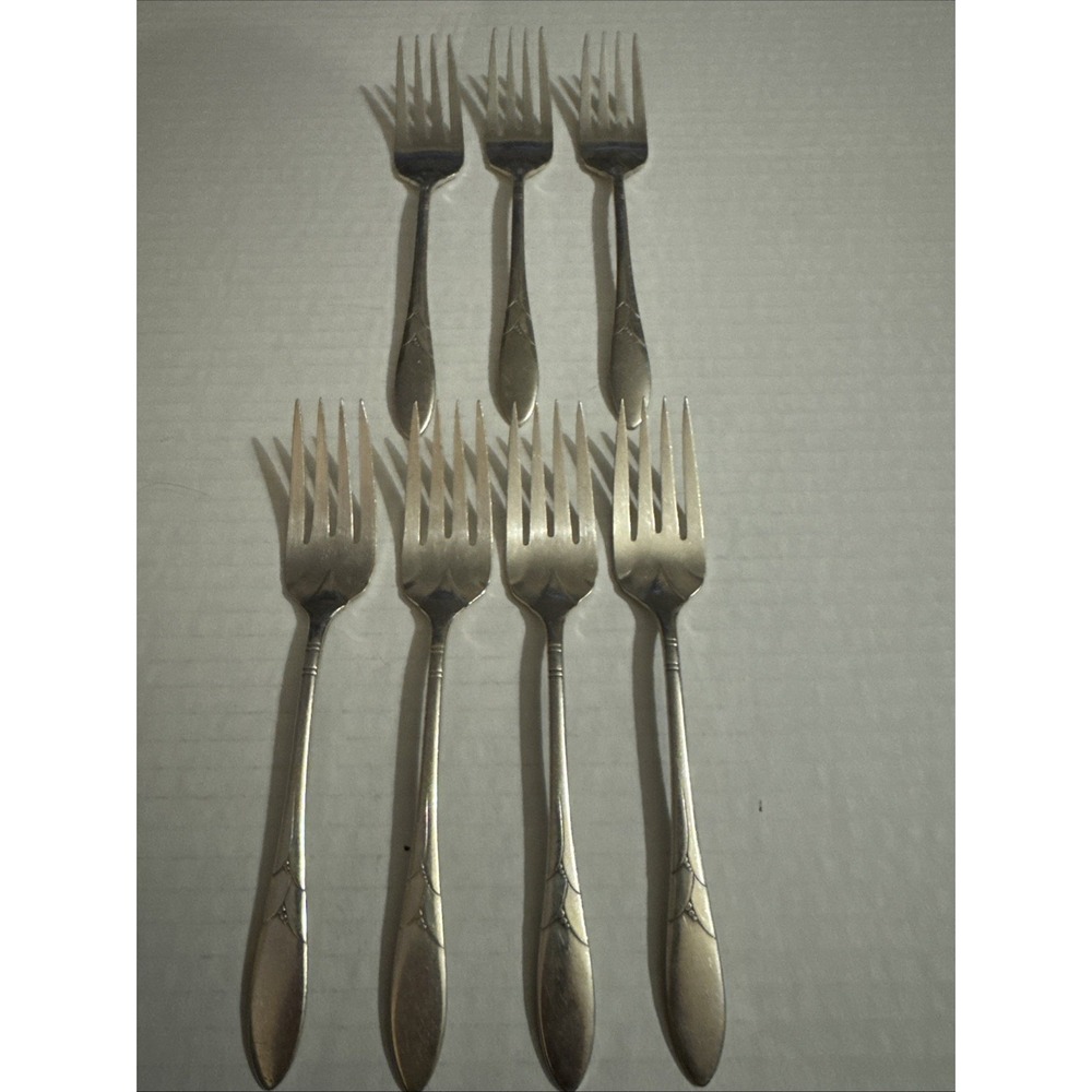 Oneida Community‎ Silverplate Set of 7 Salad Forks Lady Hamilton - 6-1/4"